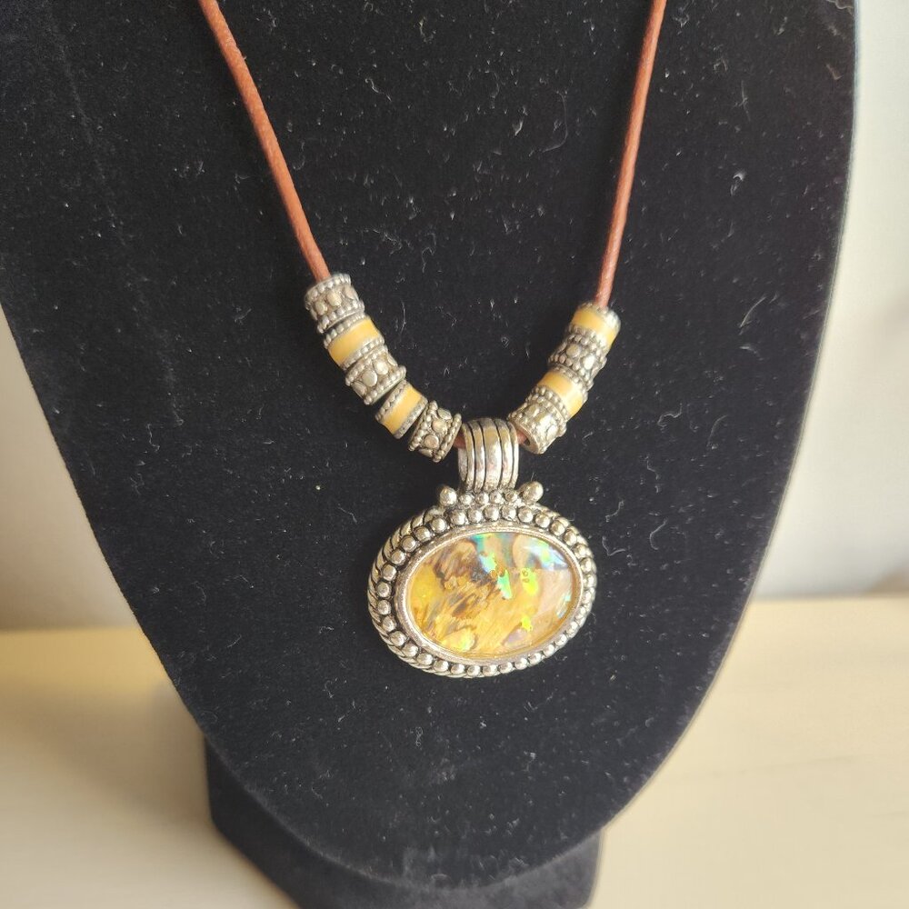 Kenneth Cole necklace - Picture 5 of 6